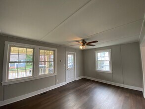 1004 Debow St in Nashville, TN - Building Photo - Building Photo