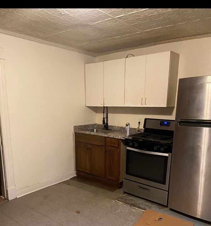 150 Lark St, Unit Garden in Albany, NY - Foto de edificio
