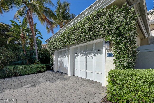 4117 Belair Ln in Naples, FL - Foto de edificio - Building Photo