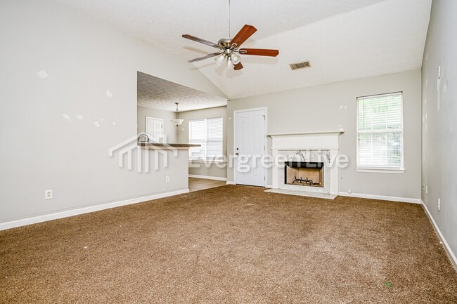 100 Cody Dr in Griffin, GA - Building Photo - Building Photo