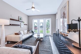 Legacy Gateway Apartments in Ft. Myers, FL - Building Photo - Building Photo