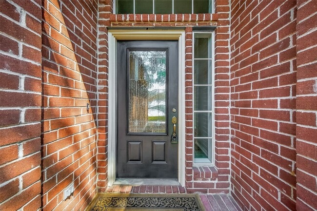 property at 2306 Lord Nelson Dr