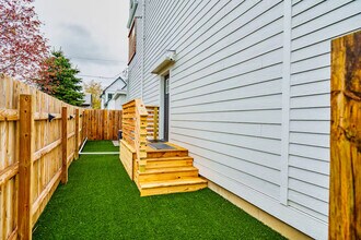 930 Elm St in Indianapolis, IN - Building Photo - Building Photo