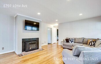 6707 40th Ave in University Park, MD - Building Photo - Building Photo