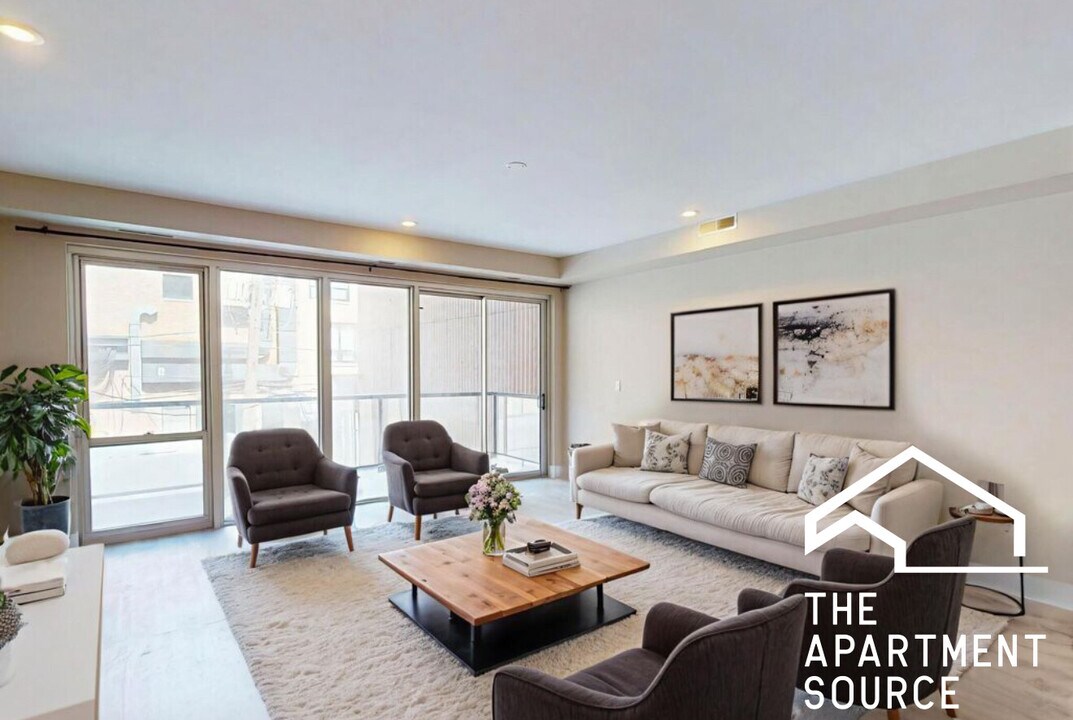 1342 W Randolph St in Chicago, IL - Building Photo