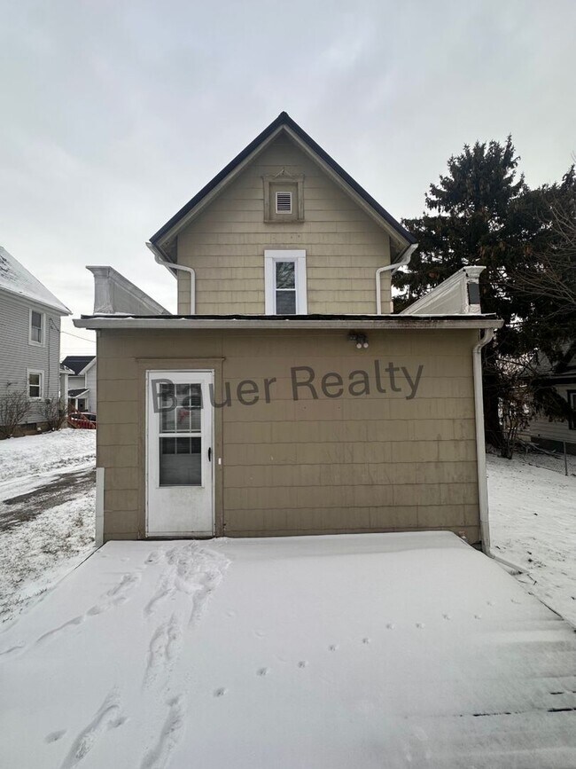 301 Prospect St in Ashland, OH - Building Photo - Building Photo