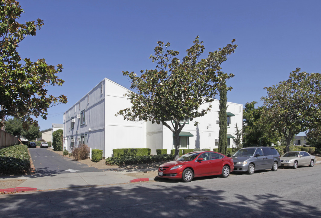 Wooddale Apartments in Sunnyvale, CA - Building Photo