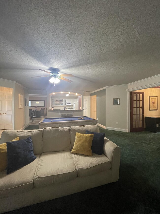 7812 Swails St in Indianapolis, IN - Building Photo - Building Photo