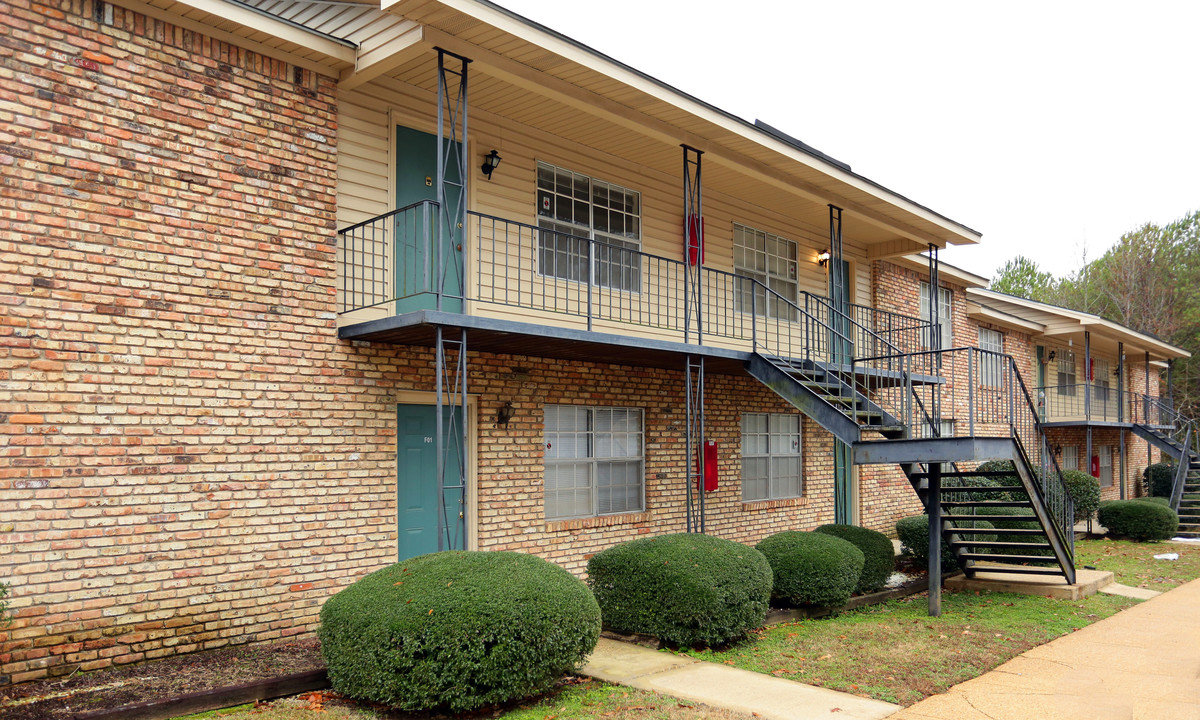 Breckenridge Apartments in Tuscaloosa, AL - Building Photo