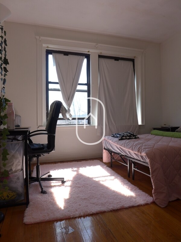 105 Kilsyth Rd in Boston, MA - Foto de edificio - Building Photo