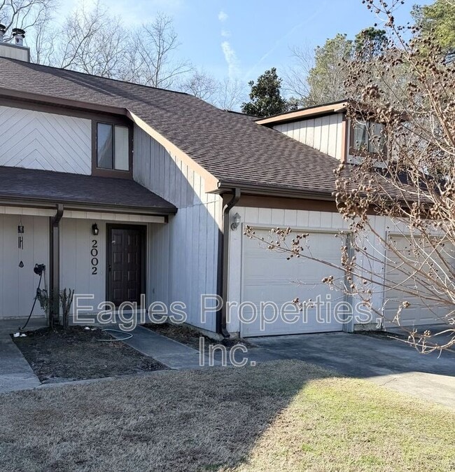 property at 2002 Stephens Ct