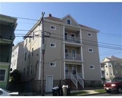 574 Summer St in New Bedford, MA - Building Photo