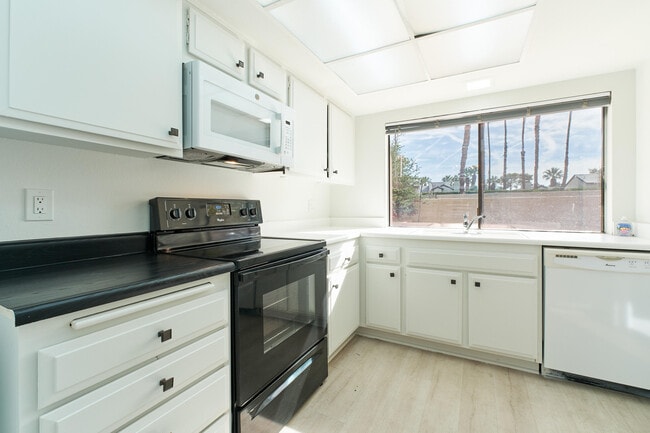 property at 2420 Los Coyotes Dr