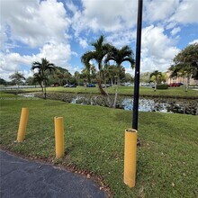 9440 Tangerine Pl in Davie, FL - Building Photo - Building Photo