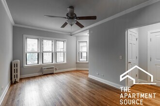 742 W Addison, Unit 3N in Chicago, IL - Building Photo - Building Photo