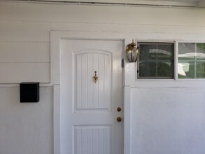 19953 Haynes St in Los Angeles, CA - Building Photo - Building Photo