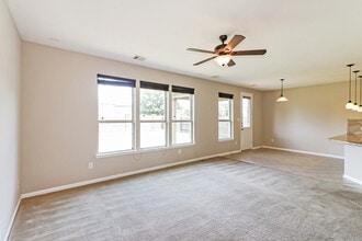 15806 Copper Oak Ln in Houston, TX - Foto de edificio - Building Photo