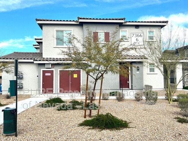 7366 N Decatur Blvd in Las Vegas, NV - Building Photo - Building Photo