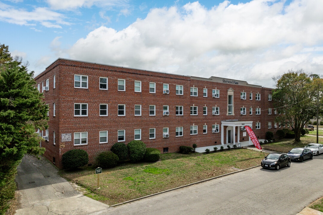 9610 Sherwood Pl in Norfolk, VA - Building Photo