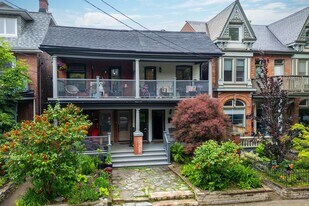 412 Wellesley St E in Toronto, ON - Building Photo