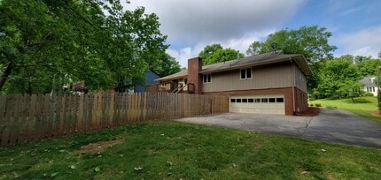 1410 Bearhollow Rd in Greensboro, NC - Building Photo - Building Photo