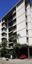 424 Launiu St in Honolulu, HI - Foto de edificio - Building Photo