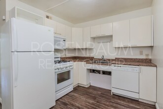 770 N Dodge Blvd in Tucson, AZ - Foto de edificio - Building Photo