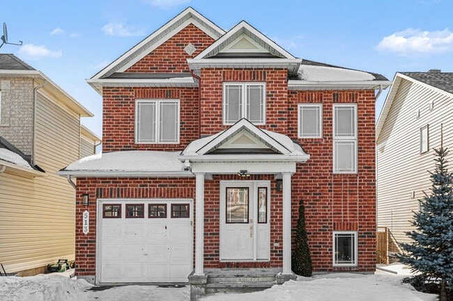 513 Paul Metivier Dr in Ottawa, ON - Building Photo - Building Photo