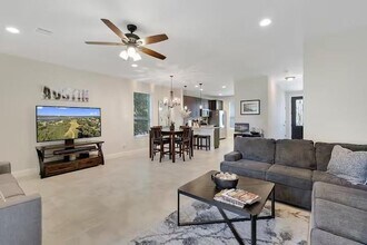 585 Demarett Dr in Point Venture, TX - Building Photo - Building Photo