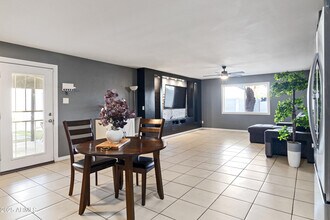 13810 N 48th Ave in Glendale, AZ - Building Photo - Building Photo