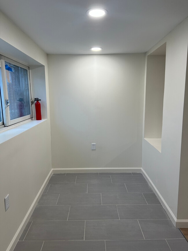 1802 2nd St NW, Unit B in Washington, DC - Foto de edificio - Building Photo