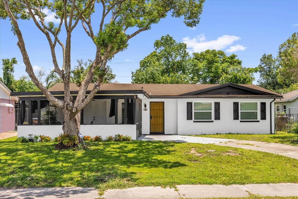 1823 Ravenall Ave in Orlando, FL - Building Photo