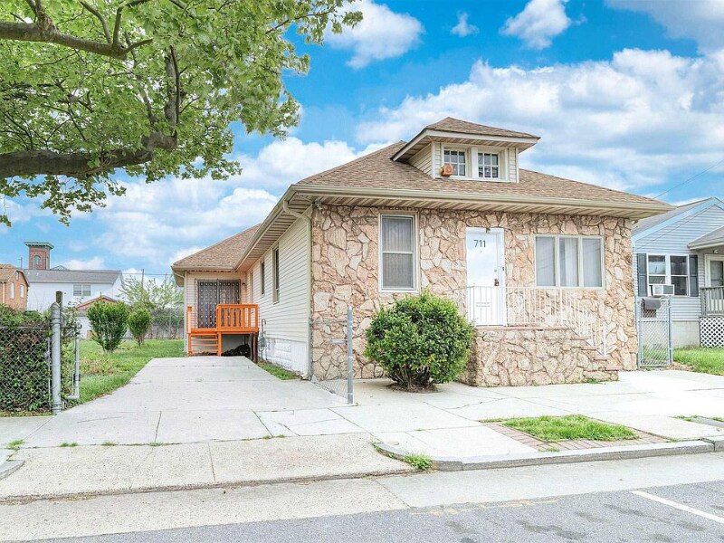 711 N Ohio Ave, Unit 1 in Atlantic City, NJ - Foto de edificio