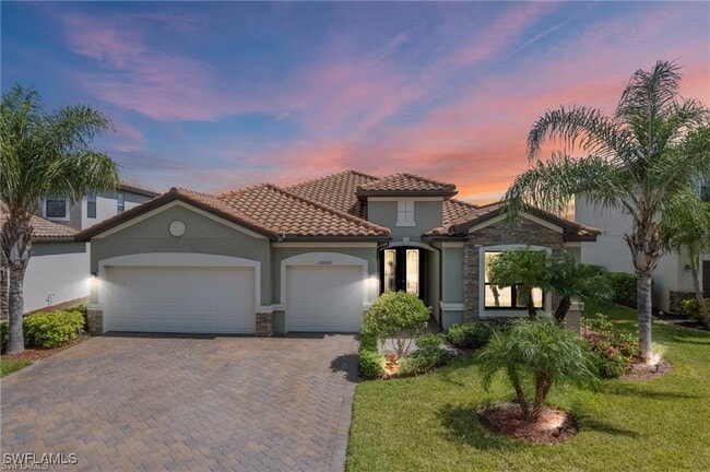 10061 Avalon Lake Cir in Ft. Myers, FL - Building Photo - Building Photo