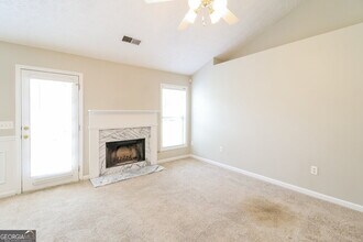180 Lake Cove Approach in Newnan, GA - Building Photo - Building Photo