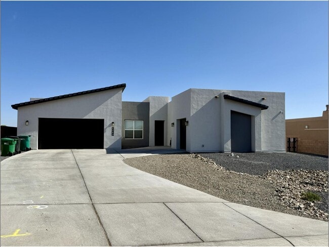 property at 6849 Nacelle Rd NE