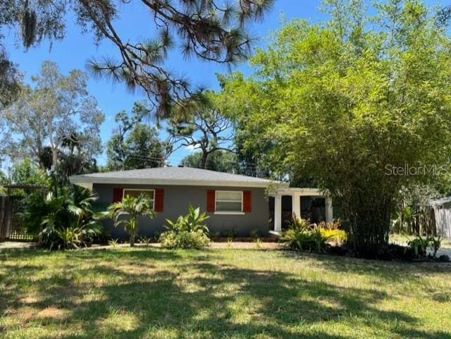 3976 Omega Ln in Sarasota, FL - Building Photo - Building Photo