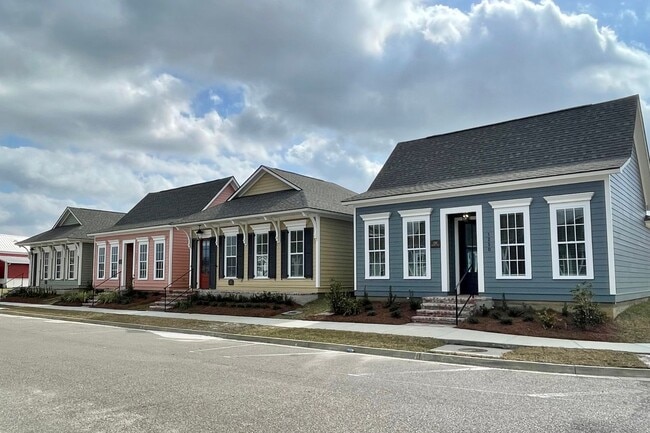 1274 Haymarket St in Zachary, LA - Building Photo - Building Photo