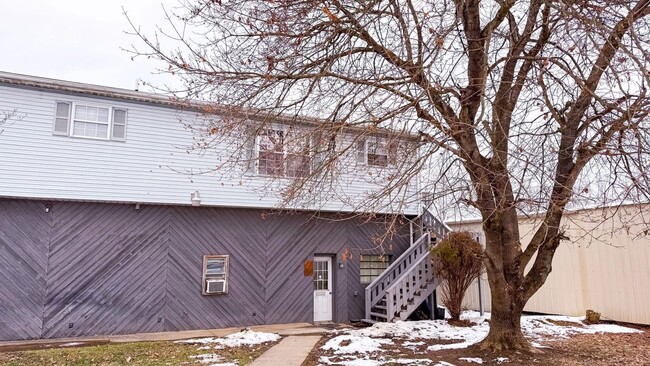 10291 Teays Valley Rd, Unit A in Scott Depot, WV - Building Photo - Building Photo