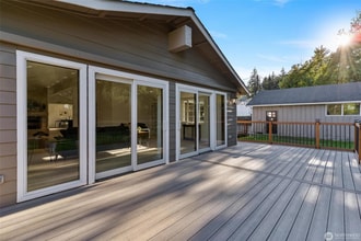 23720 Locust Wy in Bothell, WA - Building Photo - Building Photo
