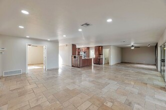 7014 E Aster Dr in Scottsdale, AZ - Building Photo - Building Photo