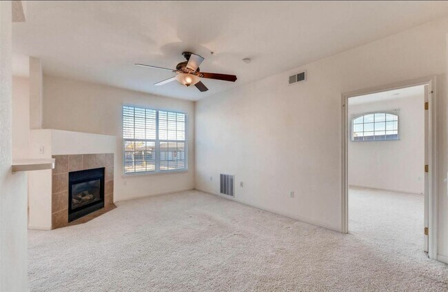 7440 S Blackhawk St, Unit 10102 in Englewood, CO - Building Photo - Building Photo