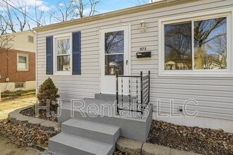 1175 St Matthew Dr in Florissant, MO - Building Photo - Building Photo