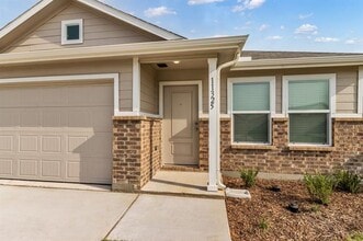 11325 Rodeo Dr in Providence Village, TX - Building Photo - Building Photo