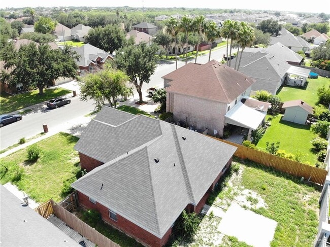 property at 4612 W Maple Ave
