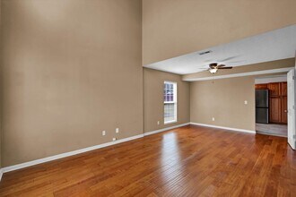 204 Greenleaf Dr in Elizabethtown, KY - Building Photo - Building Photo