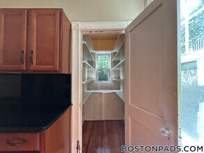 11 Fairfield St in Watertown, MA - Building Photo - Building Photo