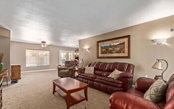 4933 W Sandra Terrace in Glendale, AZ - Building Photo - Building Photo