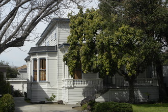 1435 Grand St in Alameda, CA - Building Photo - Building Photo