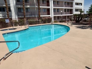 1361 E University Ave. in Las Vegas, NV - Building Photo - Building Photo